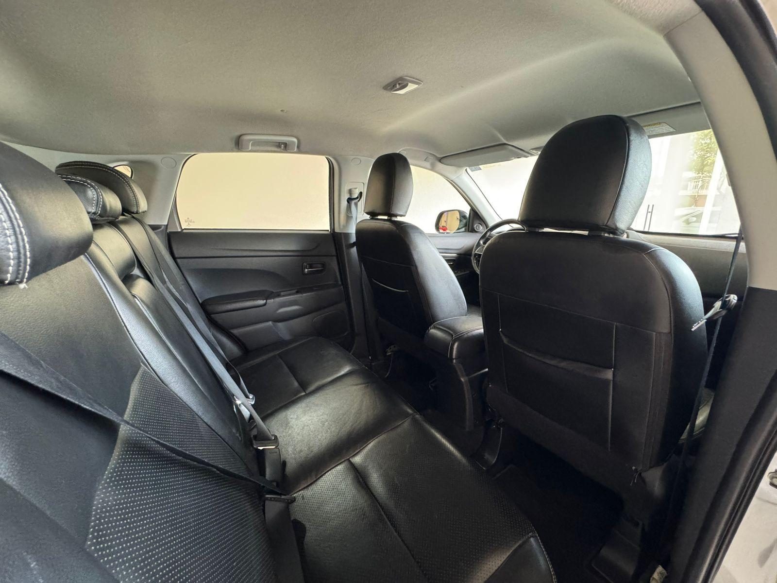 MITSUBISHI ASX - Foto