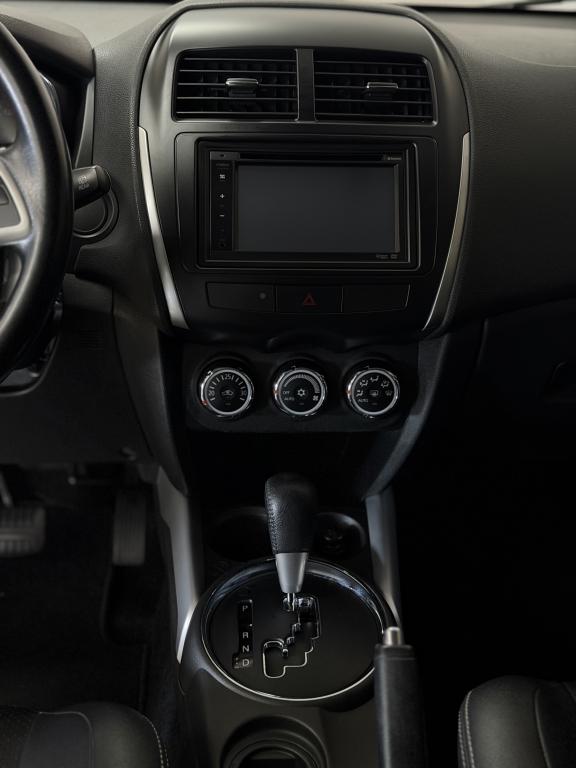 MITSUBISHI ASX - Foto