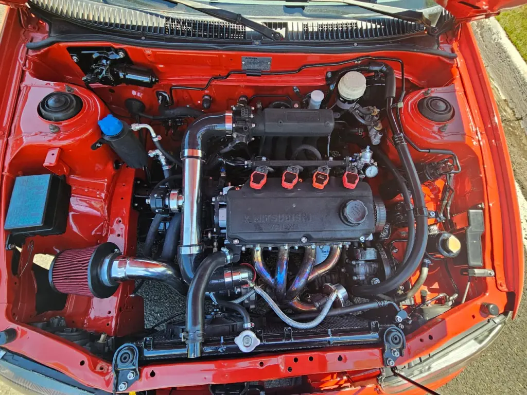 MITSUBISHI Colt - Foto