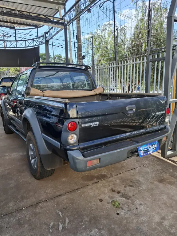 MITSUBISHI L 200 Outdoor - Foto