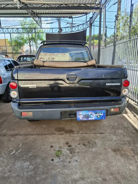 MITSUBISHI L 200 Outdoor - Foto