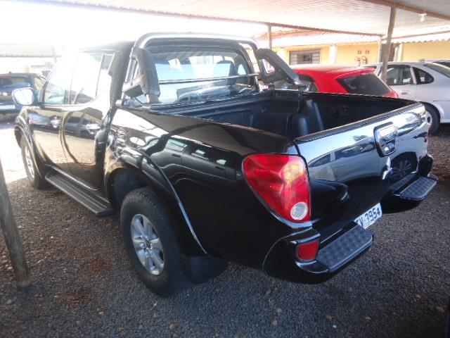 MITSUBISHI L 200 Triton - Foto