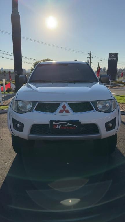 MITSUBISHI L 200 Triton - Foto