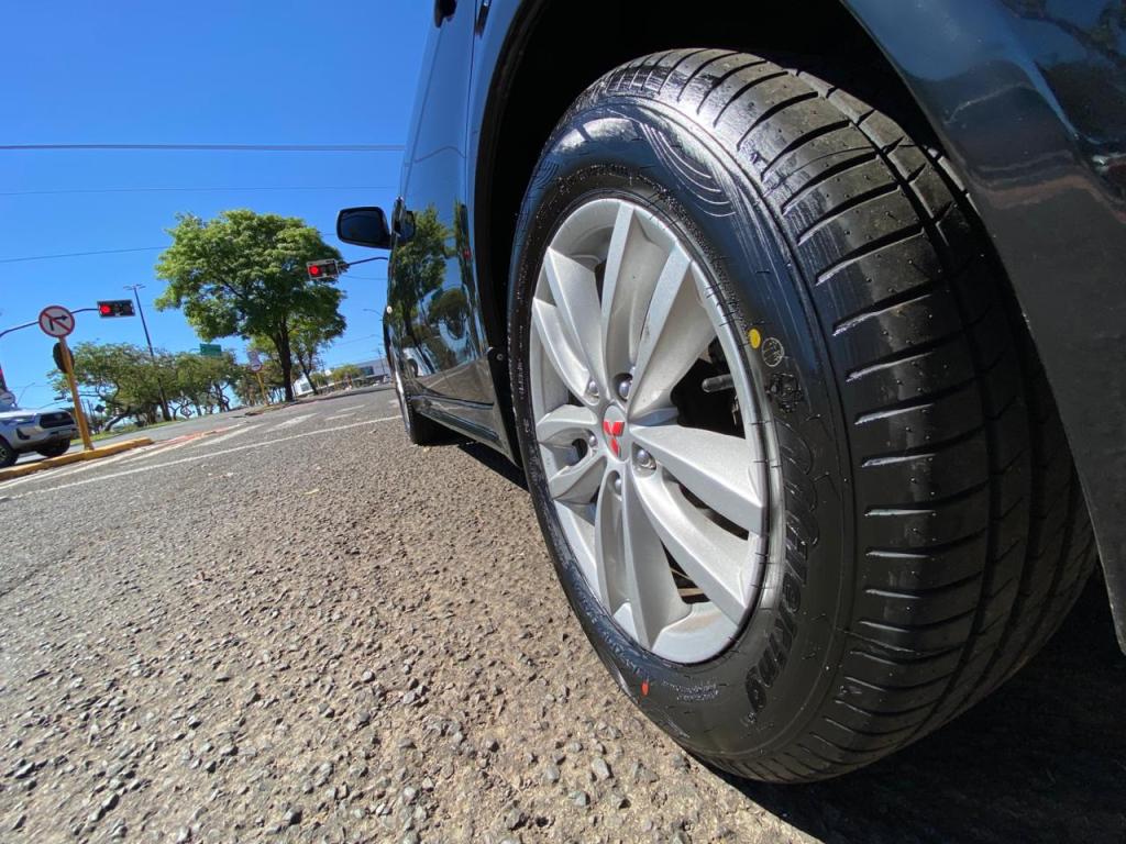 MITSUBISHI Lancer - Foto