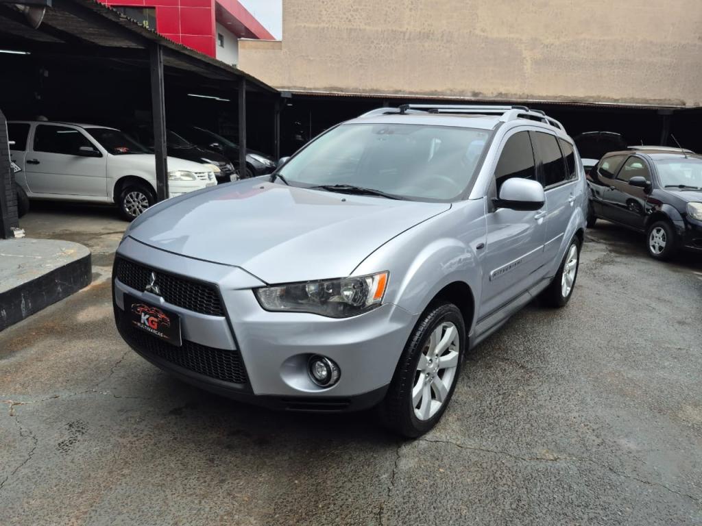 MITSUBISHI Outlander - Foto