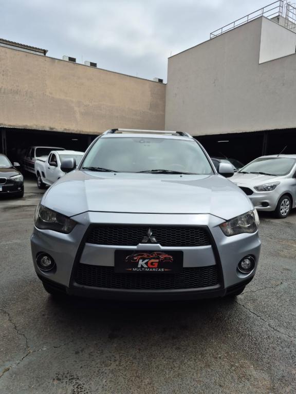 MITSUBISHI Outlander - Foto