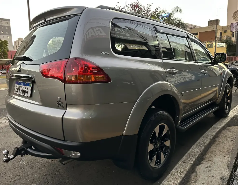 MITSUBISHI Pajero Dakar - Foto