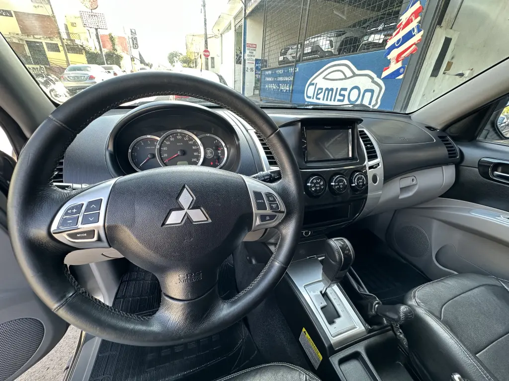 MITSUBISHI Pajero Dakar - Foto