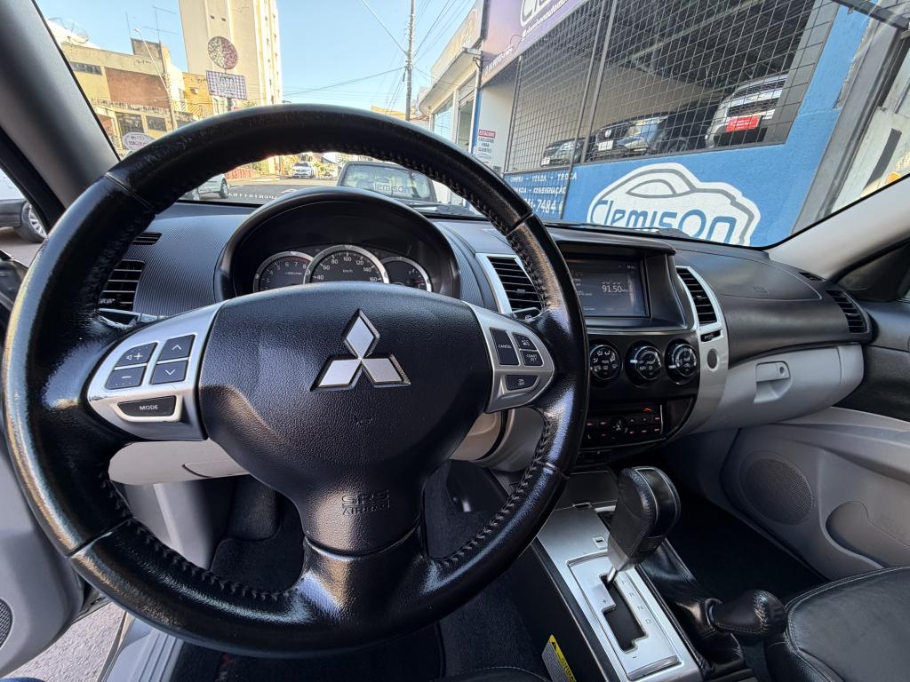 MITSUBISHI Pajero Dakar - Foto