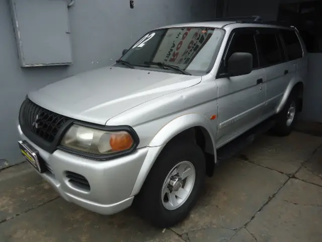 MITSUBISHI Pajero Sport