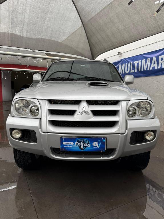 MITSUBISHI Pajero Sport - Foto