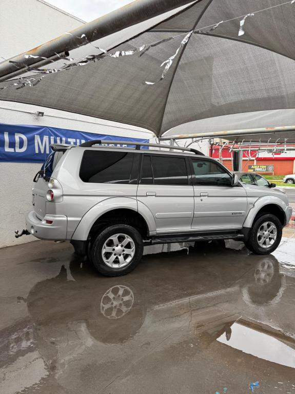 MITSUBISHI Pajero Sport - Foto