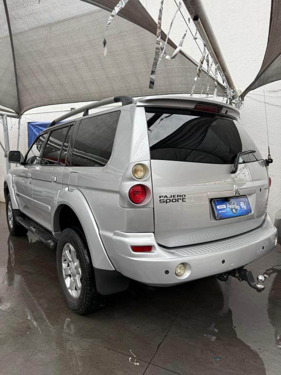 MITSUBISHI Pajero Sport - Foto