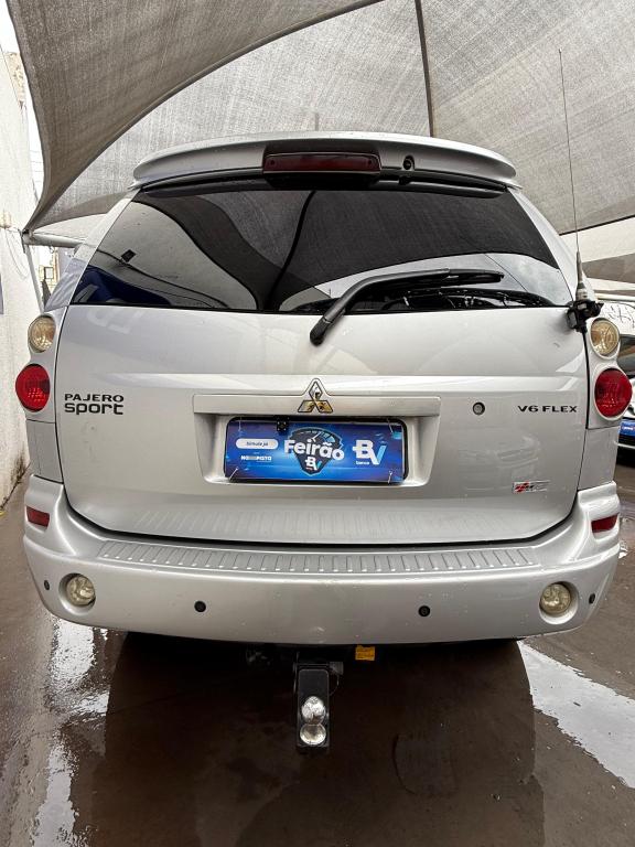 MITSUBISHI Pajero Sport - Foto