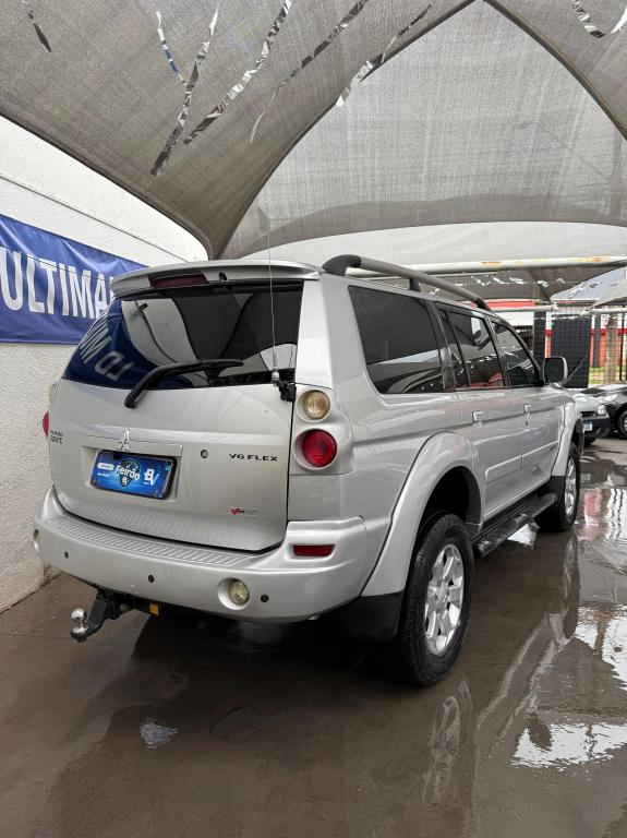 MITSUBISHI Pajero Sport - Foto