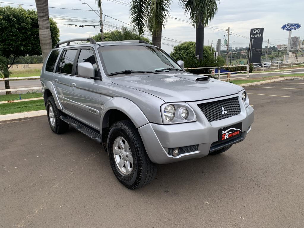 MITSUBISHI Pajero Sport - Foto