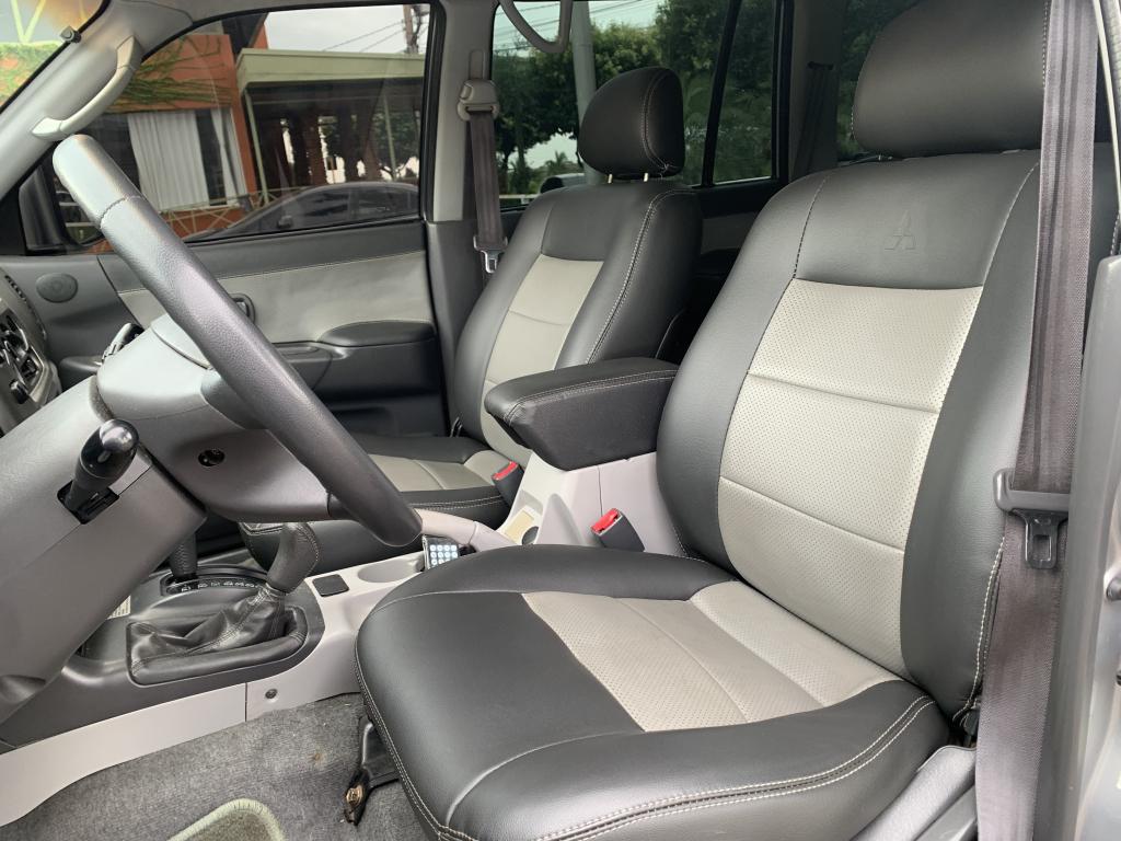 MITSUBISHI Pajero Sport - Foto