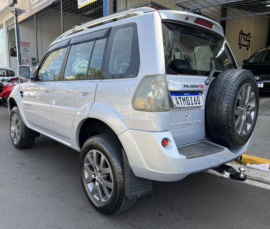 MITSUBISHI Pajero TR4 - Foto