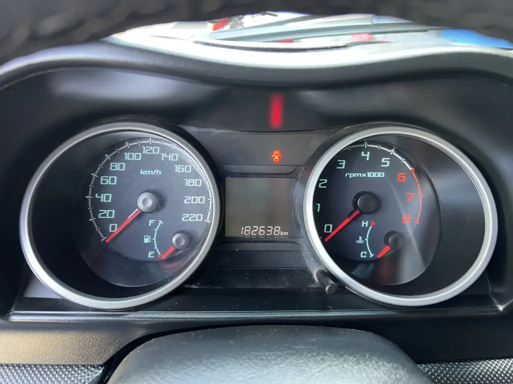 MITSUBISHI Pajero TR4 - Foto