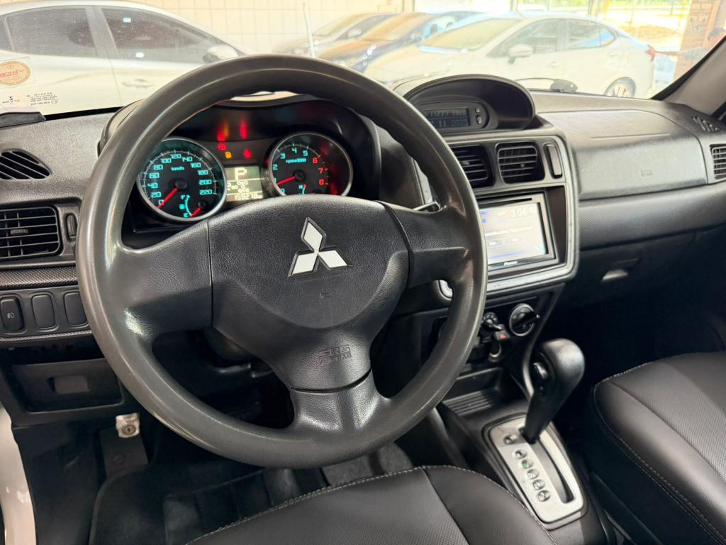 MITSUBISHI Pajero TR4 - Foto