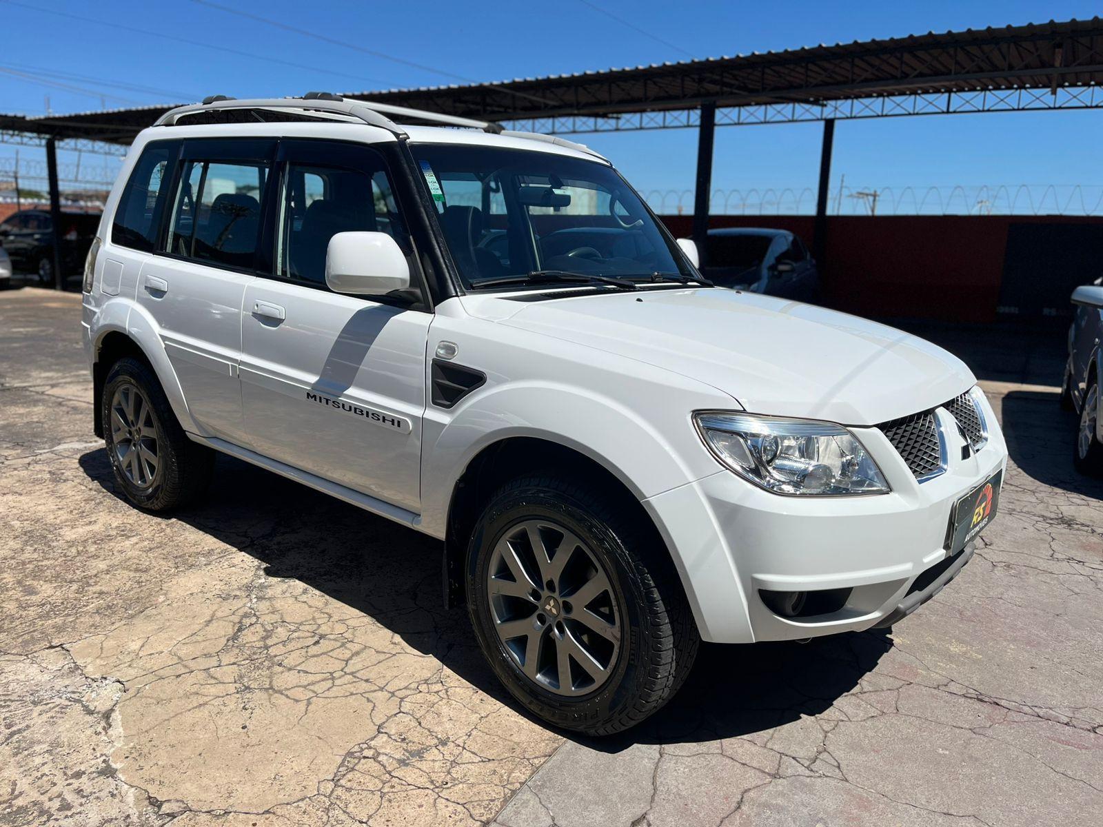 MITSUBISHI Pajero TR4 - Foto