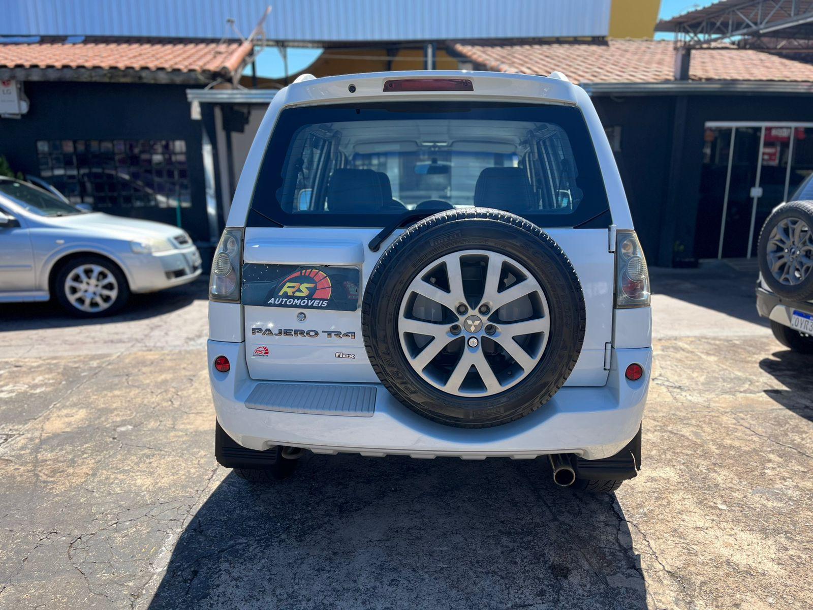 MITSUBISHI Pajero TR4 - Foto