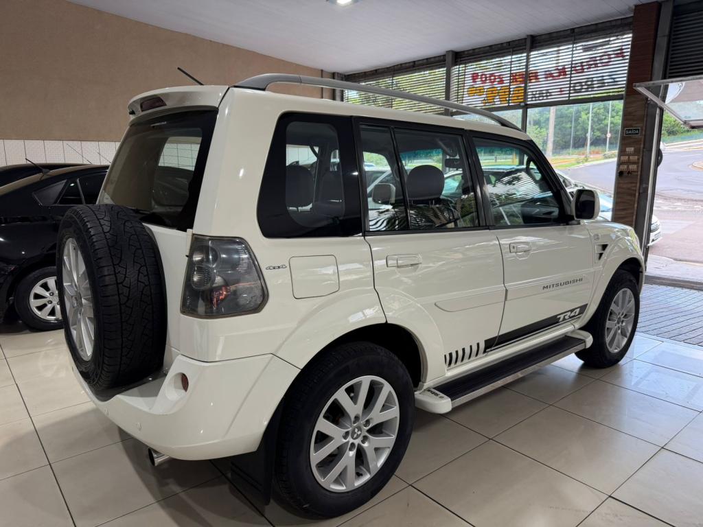 MITSUBISHI Pajero TR4 - Foto