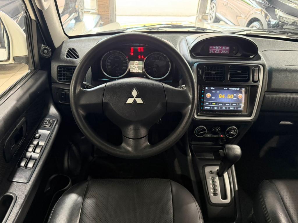 MITSUBISHI Pajero TR4 - Foto