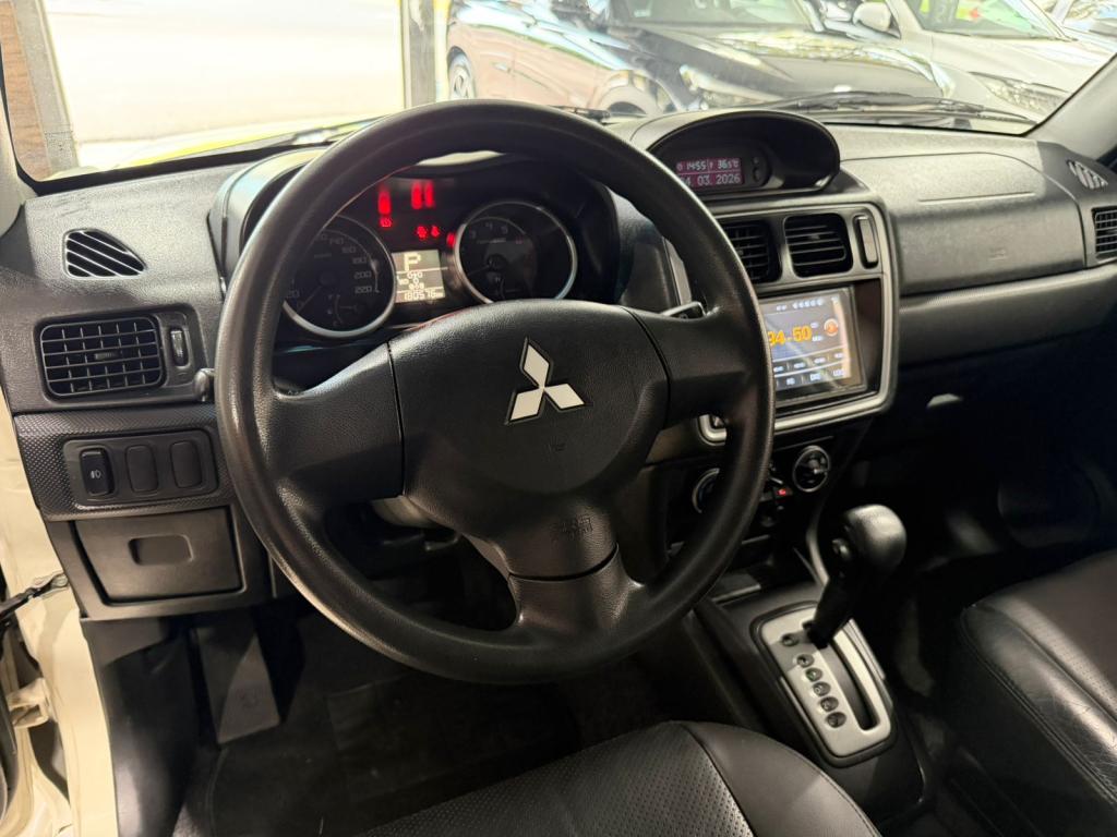 MITSUBISHI Pajero TR4 - Foto