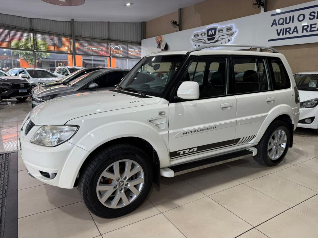 MITSUBISHI Pajero TR4 - Foto