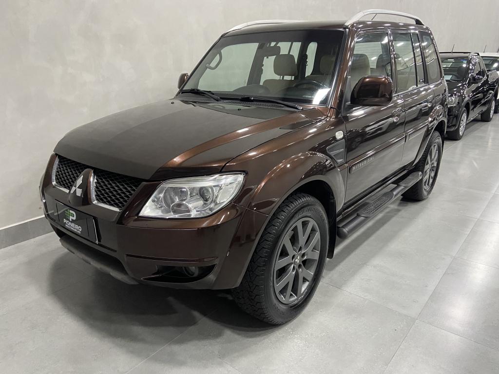 MITSUBISHI Pajero TR4