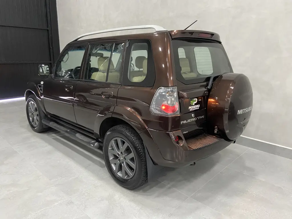 MITSUBISHI Pajero TR4 - Foto