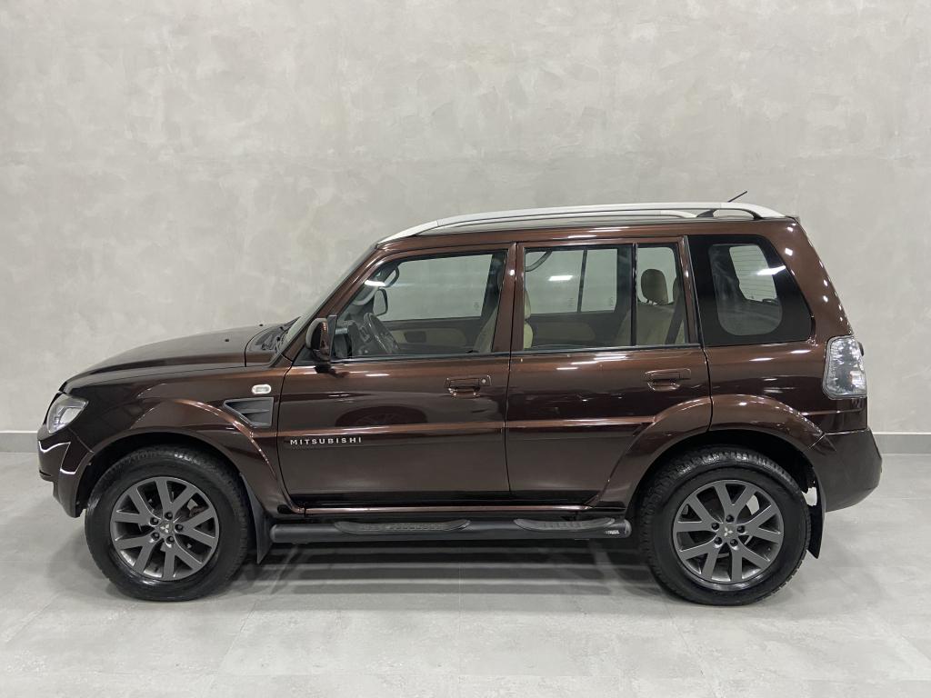 MITSUBISHI Pajero TR4 - Foto