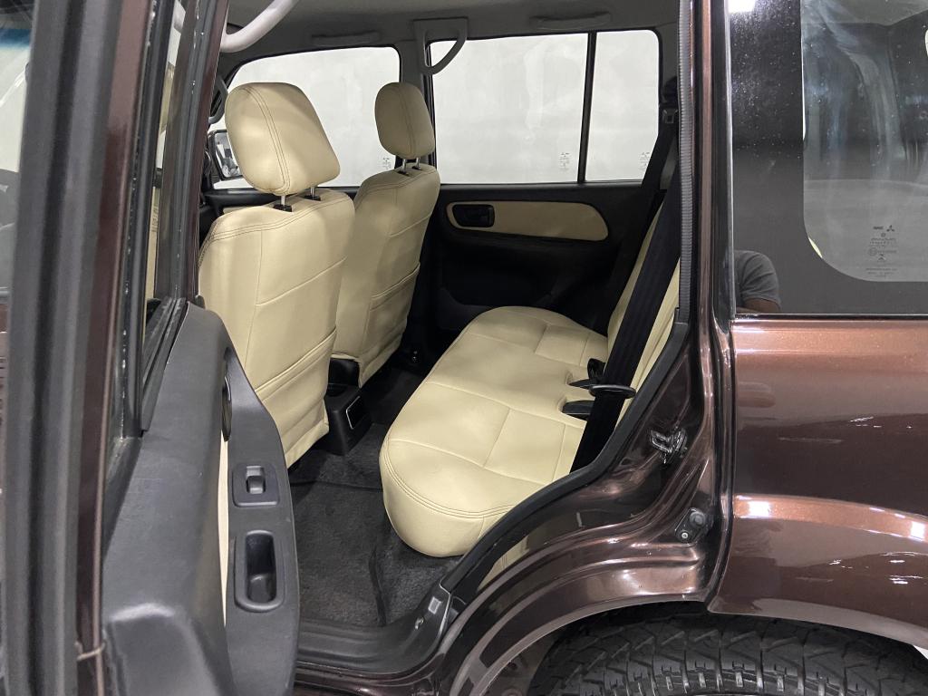 MITSUBISHI Pajero TR4 - Foto