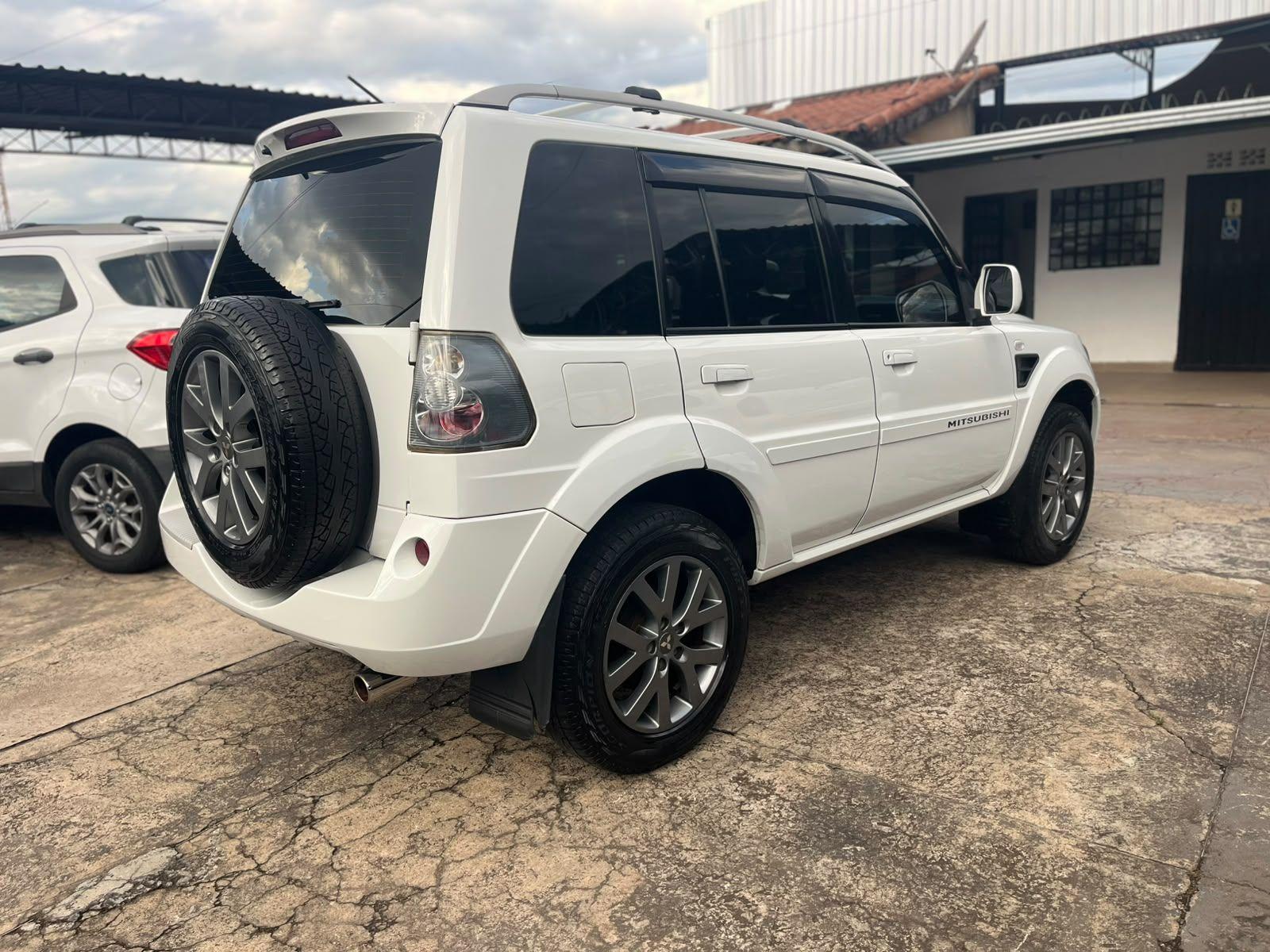 MITSUBISHI Pajero TR4 - Foto