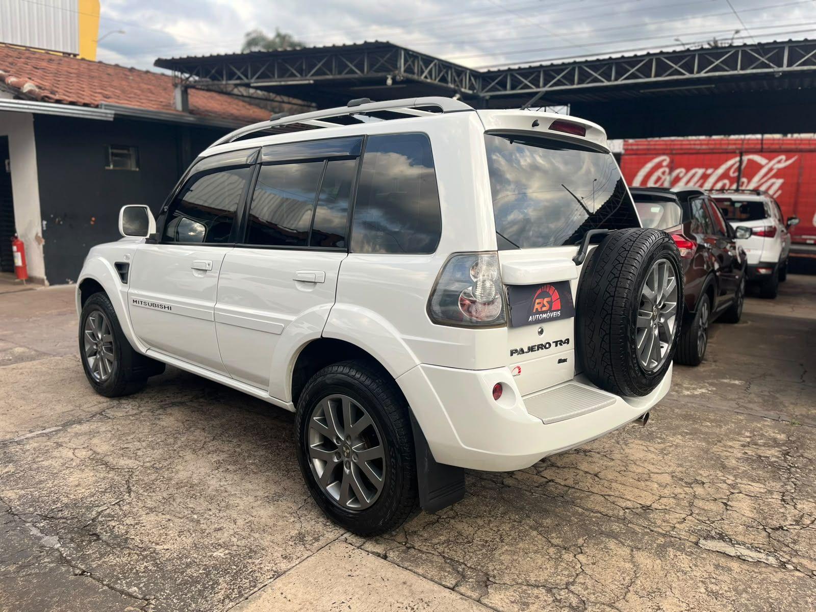 MITSUBISHI Pajero TR4 - Foto