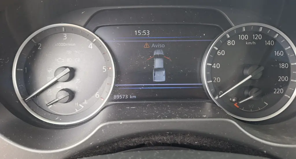 NISSAN Frontier - Foto