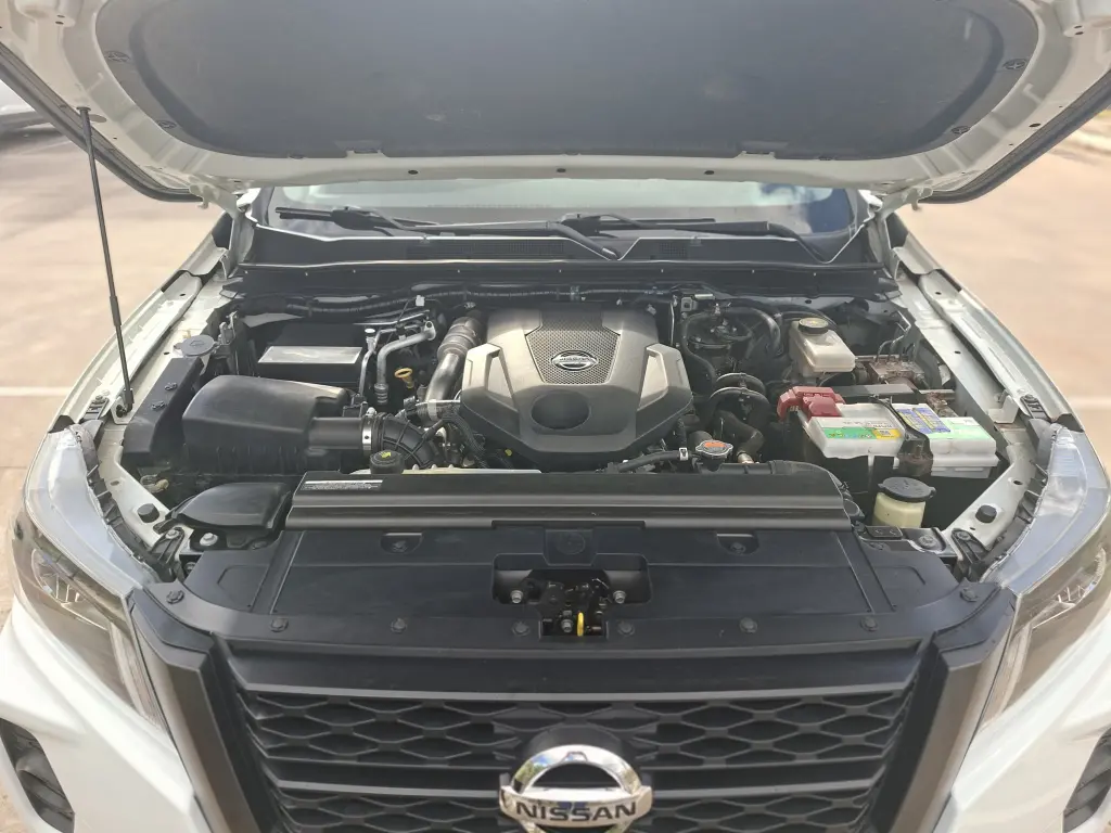 NISSAN Frontier - Foto