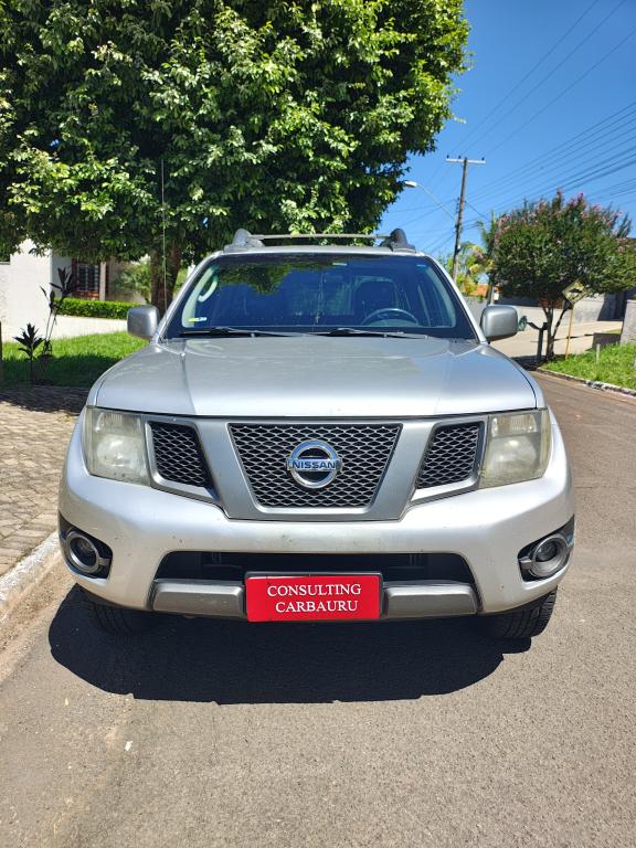 NISSAN Frontier - Foto