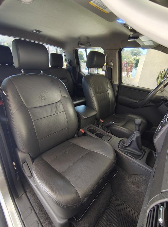 NISSAN Frontier - Foto