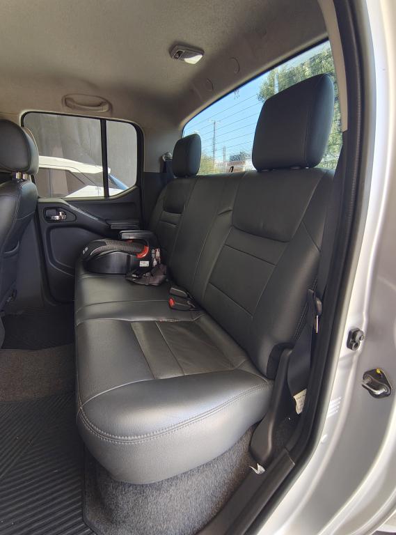 NISSAN Frontier - Foto