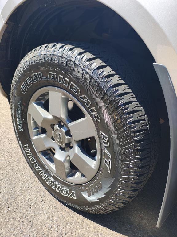 NISSAN Frontier - Foto