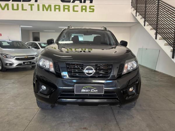 NISSAN Frontier - Foto