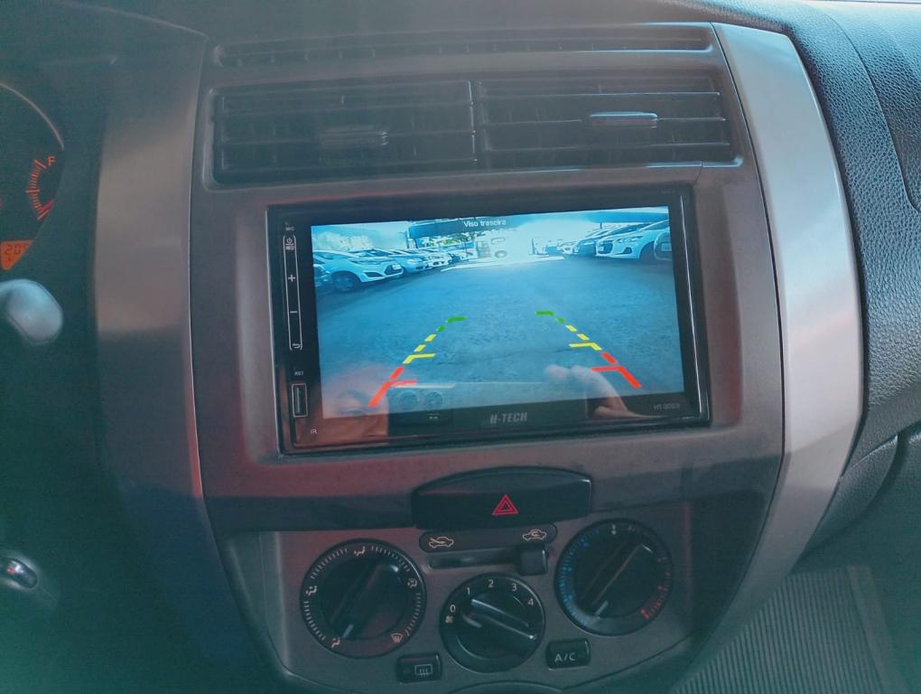 NISSAN Grand Livina - Foto