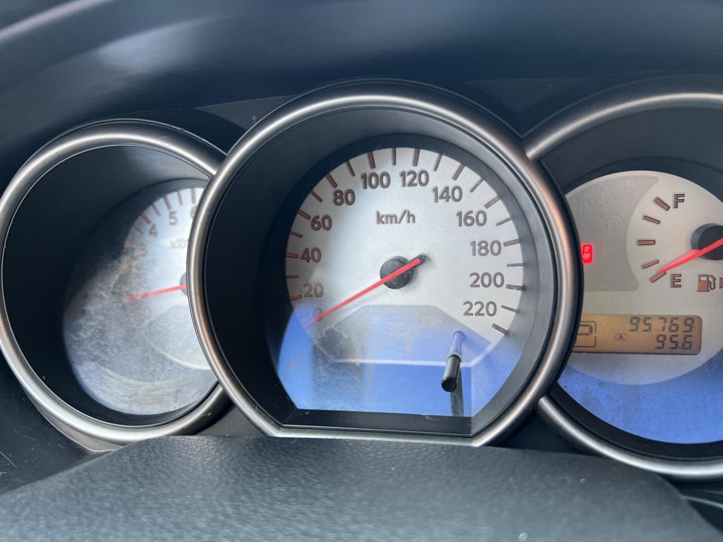 NISSAN Grand Livina - Foto