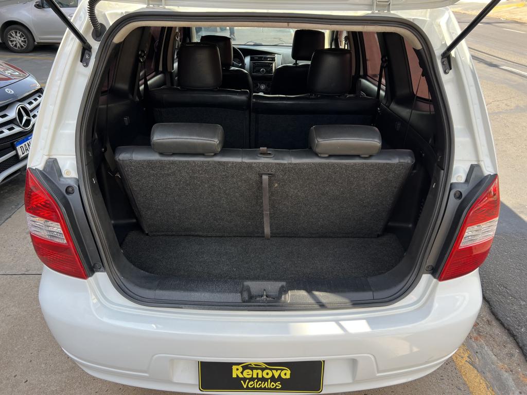NISSAN Grand Livina - Foto