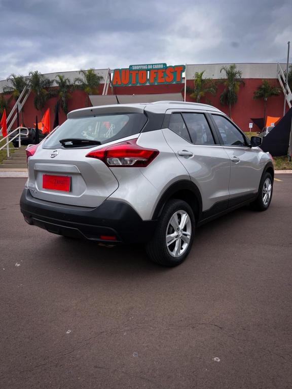 NISSAN Kicks - Foto