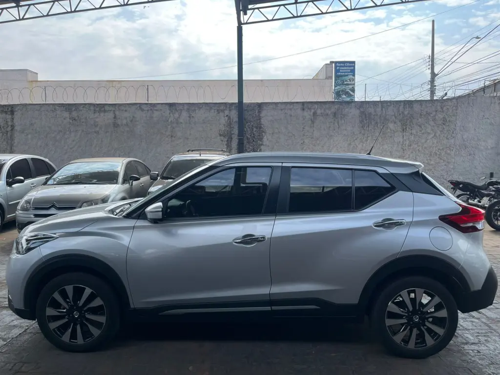 NISSAN Kicks - Foto