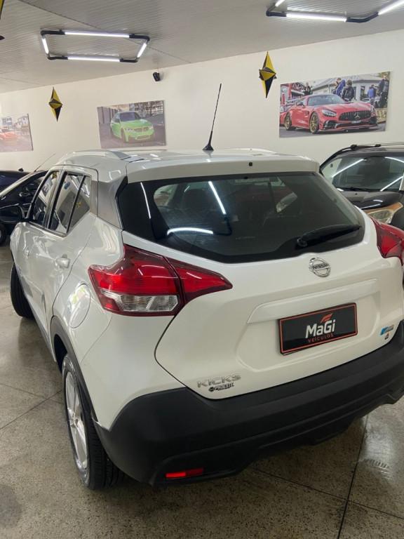 NISSAN Kicks - Foto