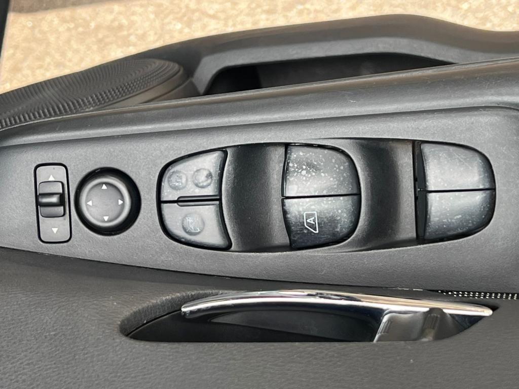 NISSAN Kicks - Foto
